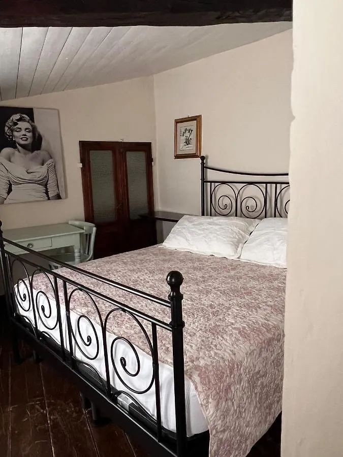 La Chicca Piccola Casina In Affitto Nel Borgo Antico Di Gaggio Montano Bo Apartment